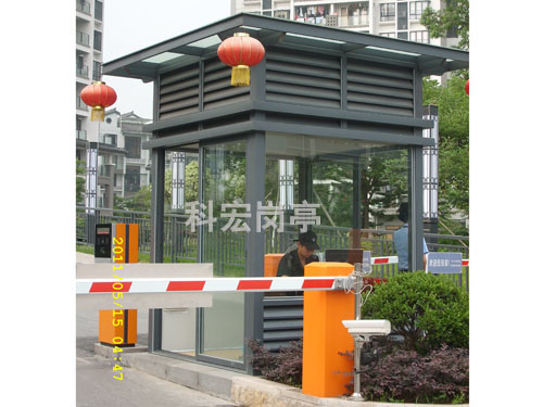 门口岗亭使用年限和哪些因素有关系？